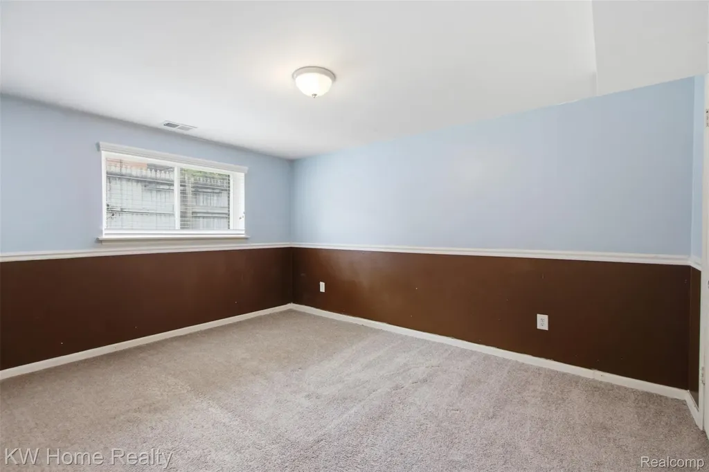 19700 Northbrook Drive Southfield City MI 48076