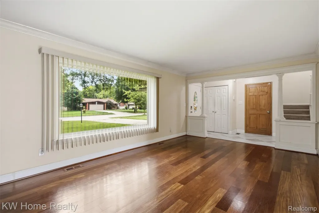 19700 Northbrook Drive Southfield City MI 48076