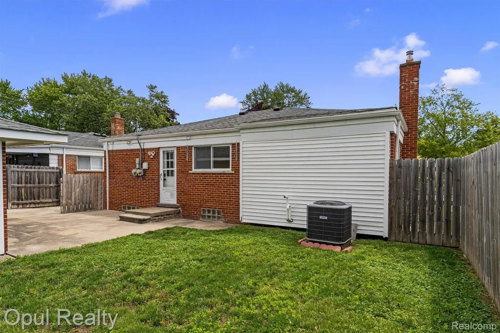7799 Gary Avenue Westland City MI 48185