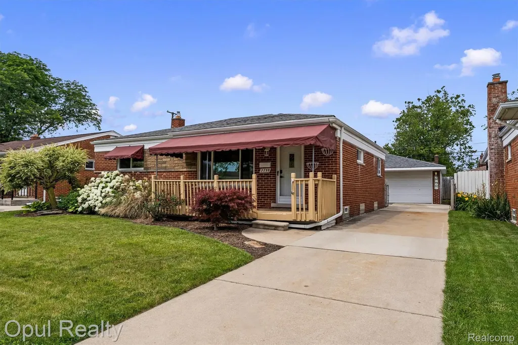 7799 Gary Avenue Westland City MI 48185