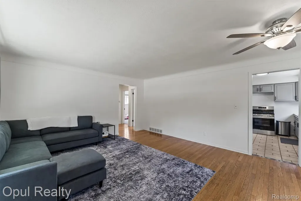 7799 Gary Avenue Westland City MI 48185