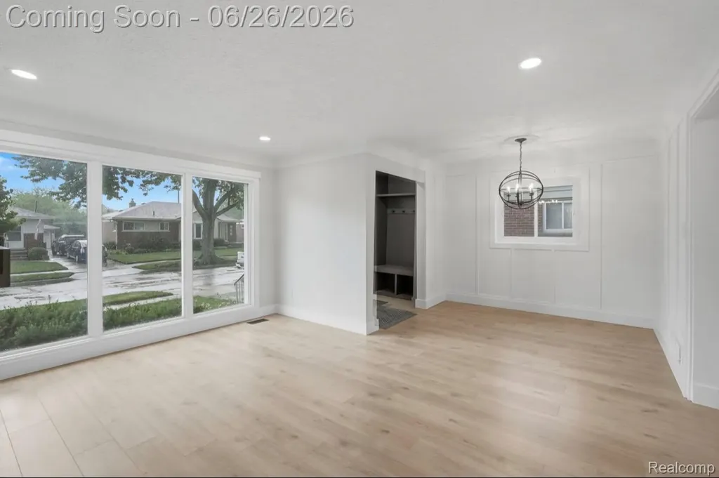 25718 Harmon Street St. Clair Shores City MI 48081