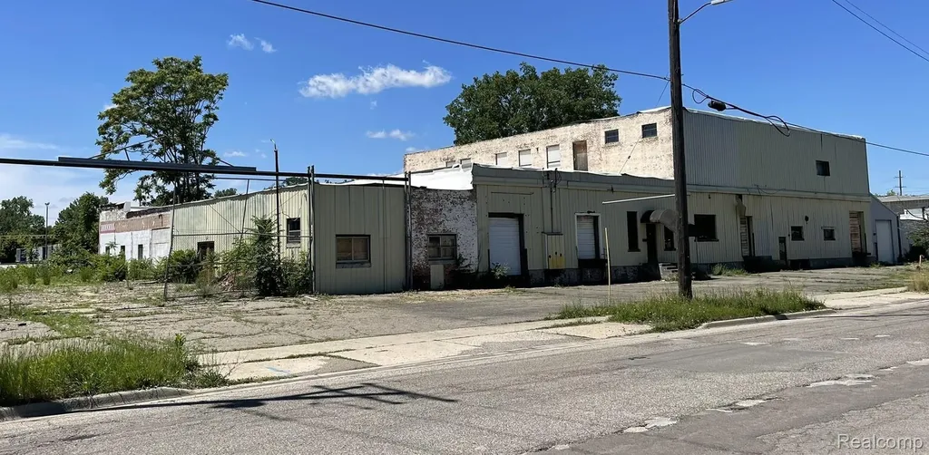 619-635 East Washington Jackson City MI 49203