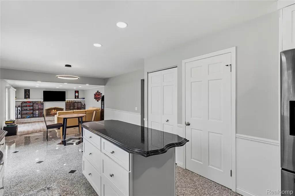3495 Macnichol Trail West Bloomfield Charter Township MI 48323