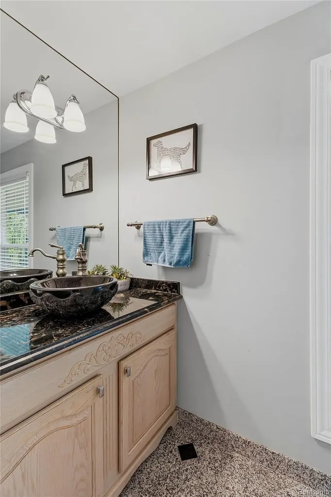 3495 Macnichol Trail West Bloomfield Charter Township MI 48323