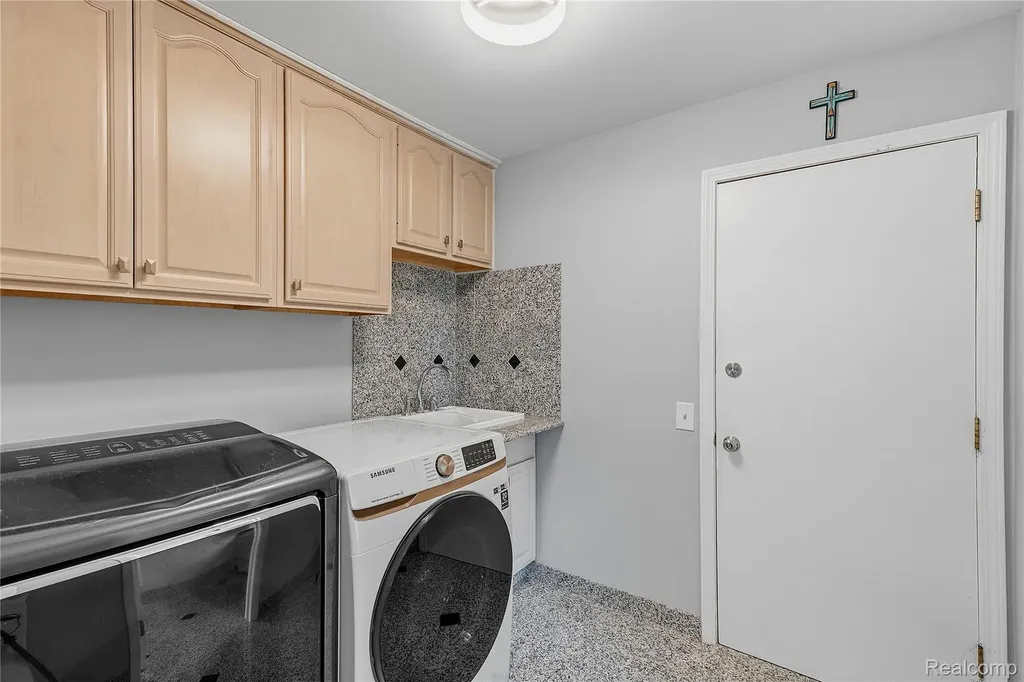 3495 Macnichol Trail West Bloomfield Charter Township MI 48323