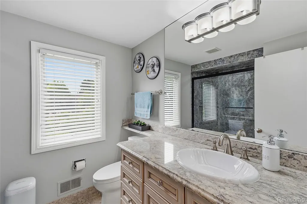 3495 Macnichol Trail West Bloomfield Charter Township MI 48323