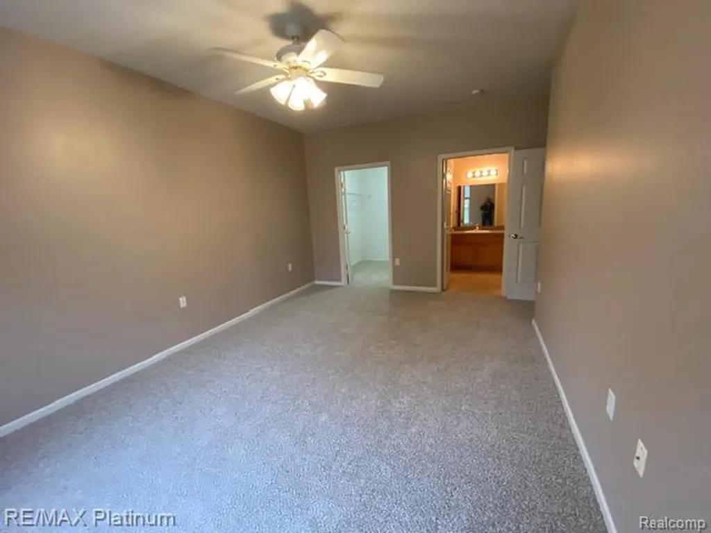 1105 S Rial Lake Drive Howell City MI 48843