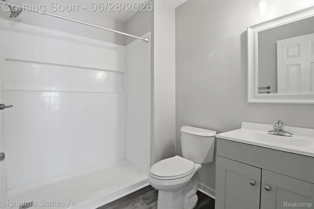 1091 Beaver Run Troy City MI 48083