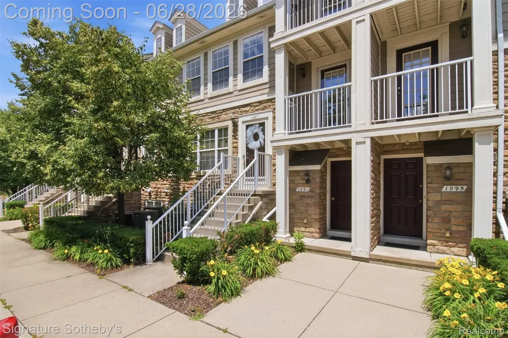 1091 Beaver Run Troy City MI 48083