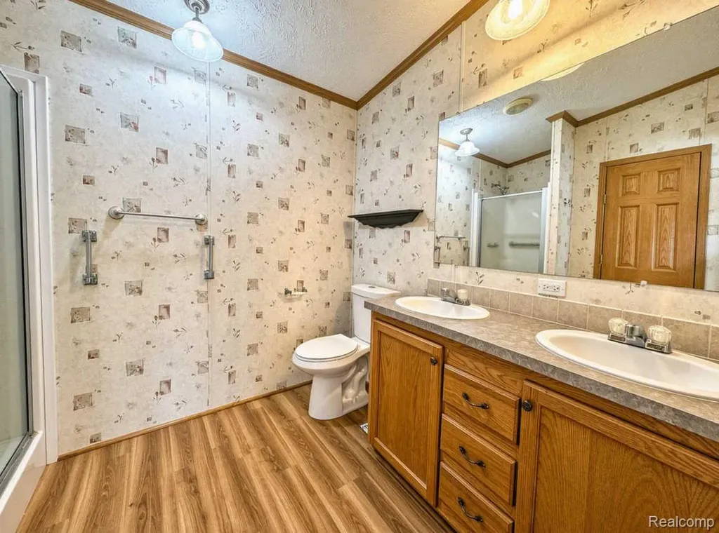 29258 Hidden River Drive Gibraltar City MI 48173