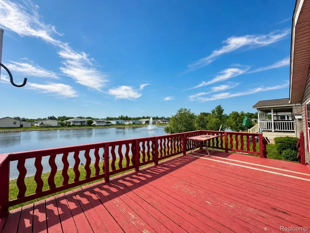 29258 Hidden River Drive Gibraltar City MI 48173