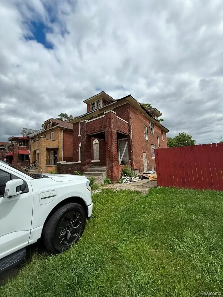 4259 W Grand Street Detroit City MI 48238