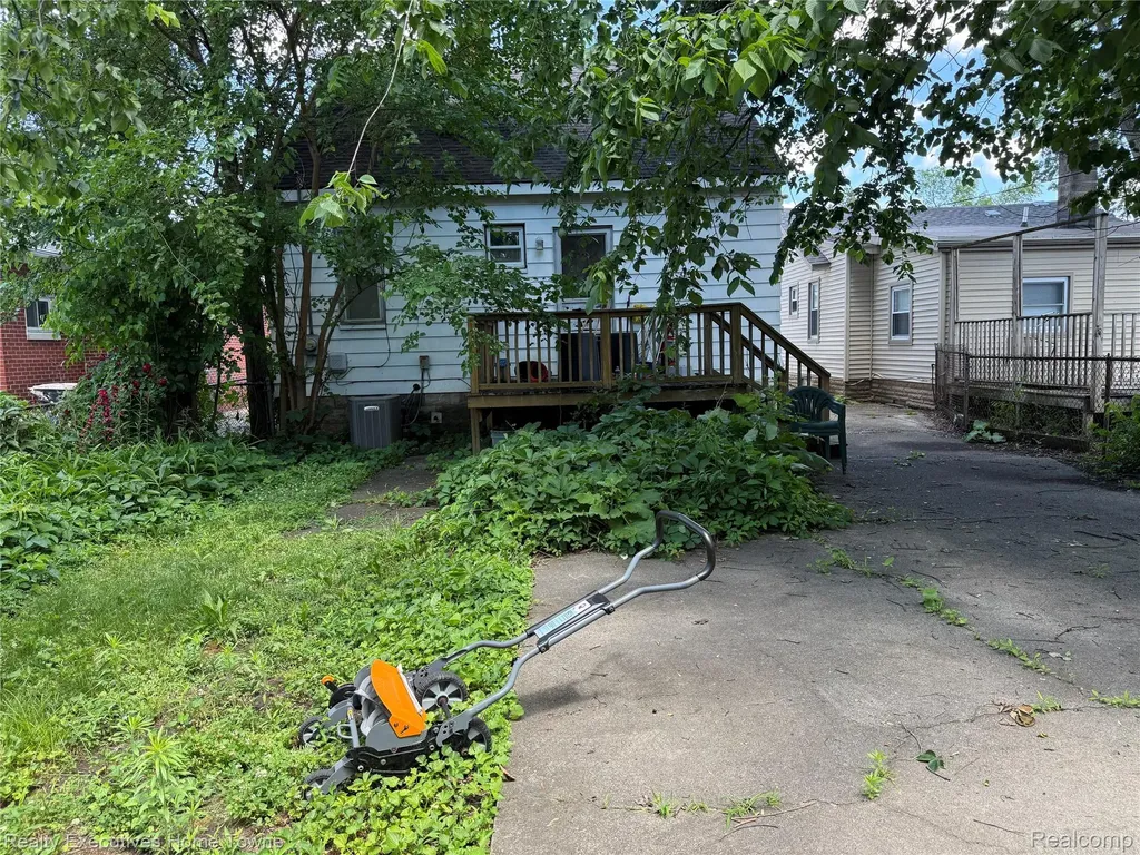 1794 College Street Ferndale City MI 48220