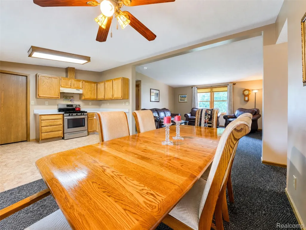 13129 Evelyn Court Van Buren Charter Township MI 48111