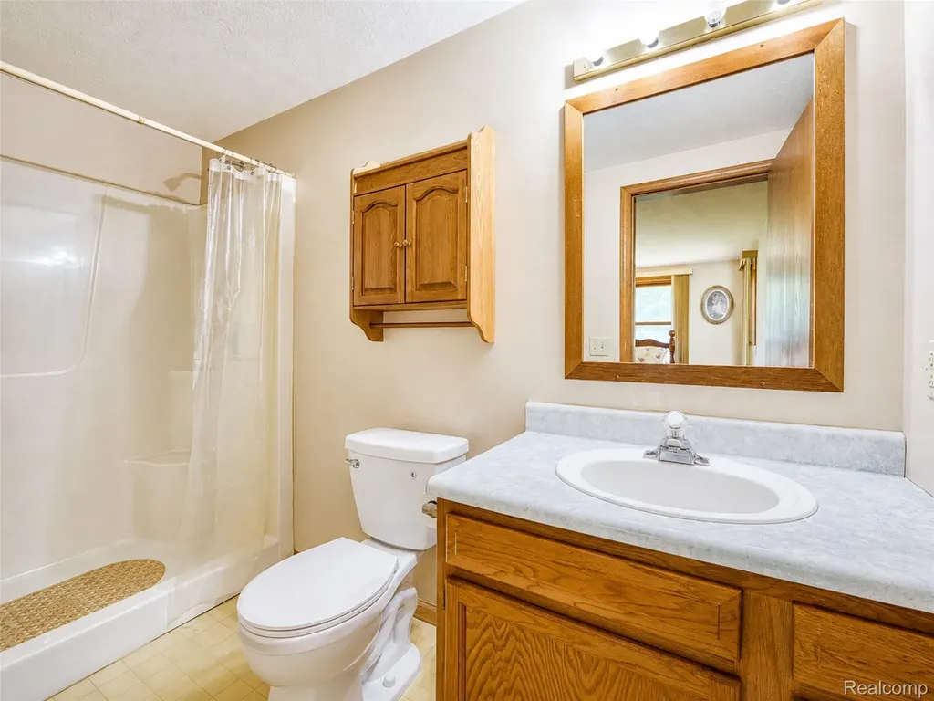 13129 Evelyn Court Van Buren Charter Township MI 48111