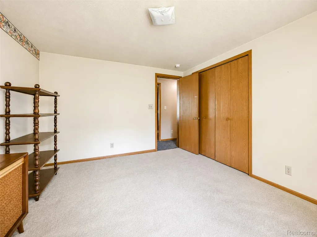 13129 Evelyn Court Van Buren Charter Township MI 48111