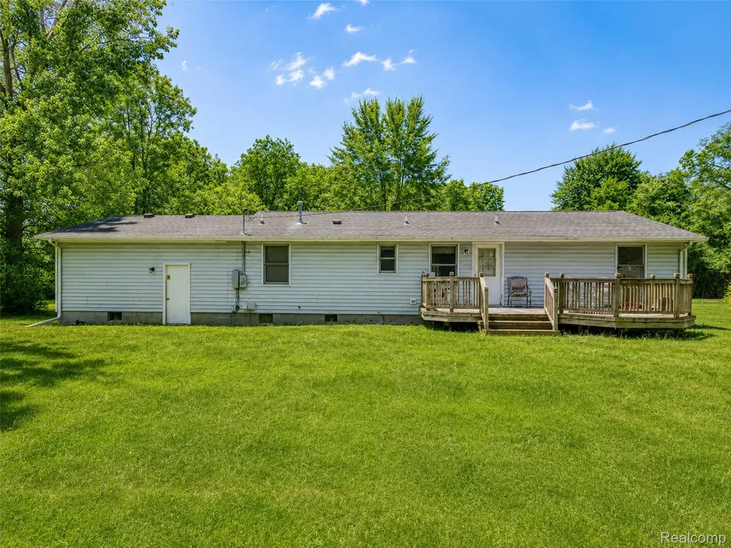 13129 Evelyn Court Van Buren Charter Township MI 48111