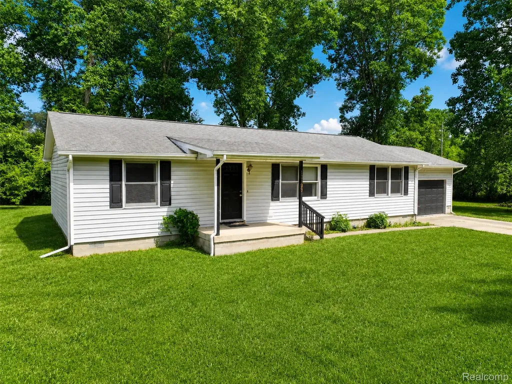 13129 Evelyn Court Van Buren Charter Township MI 48111