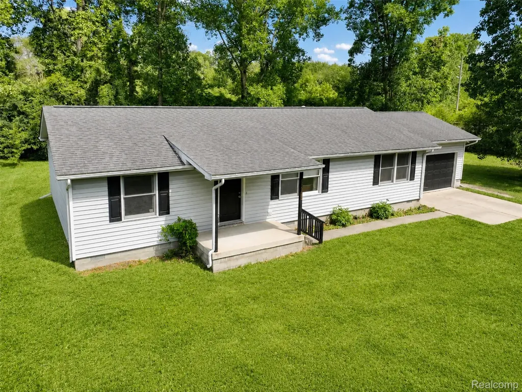 13129 Evelyn Court Van Buren Charter Township MI 48111