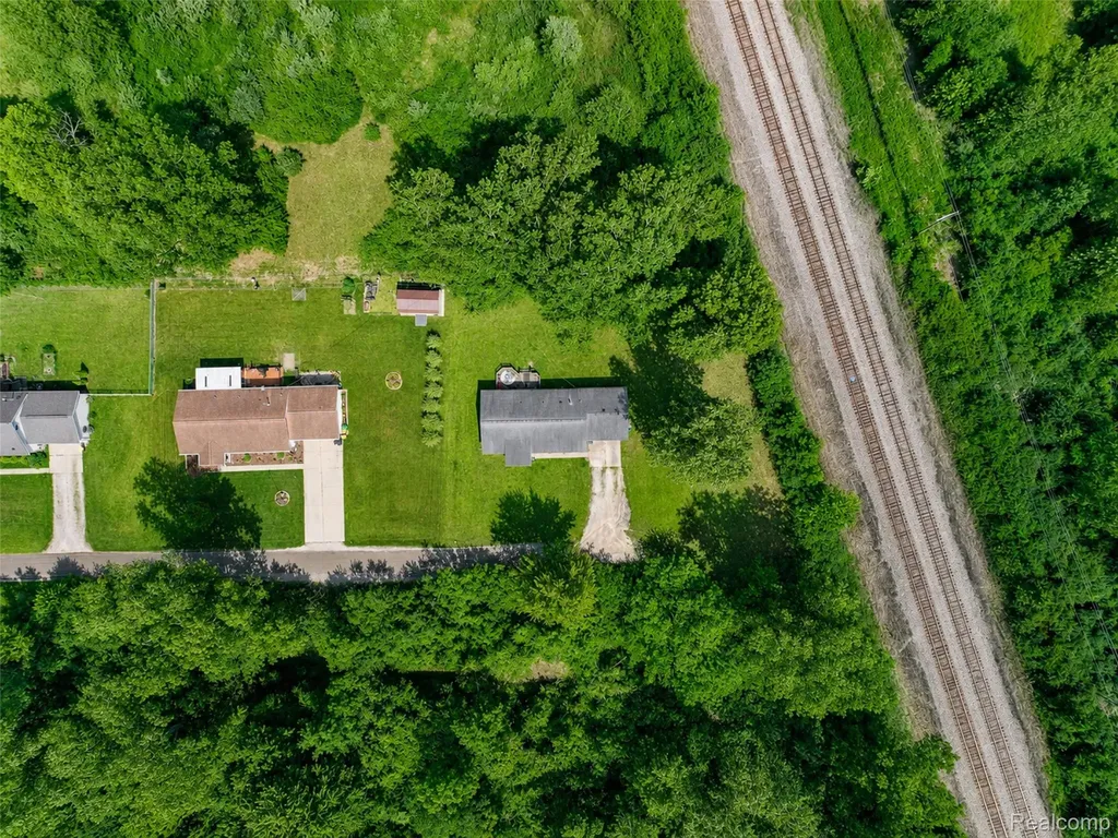 13129 Evelyn Court Van Buren Charter Township MI 48111