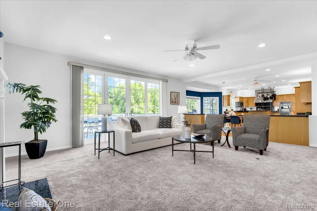 33850 Braebury Ridge Farmington Hills City MI 48331