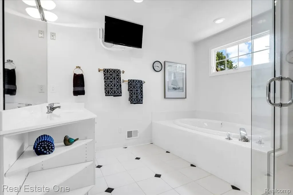 33850 Braebury Ridge Farmington Hills City MI 48331