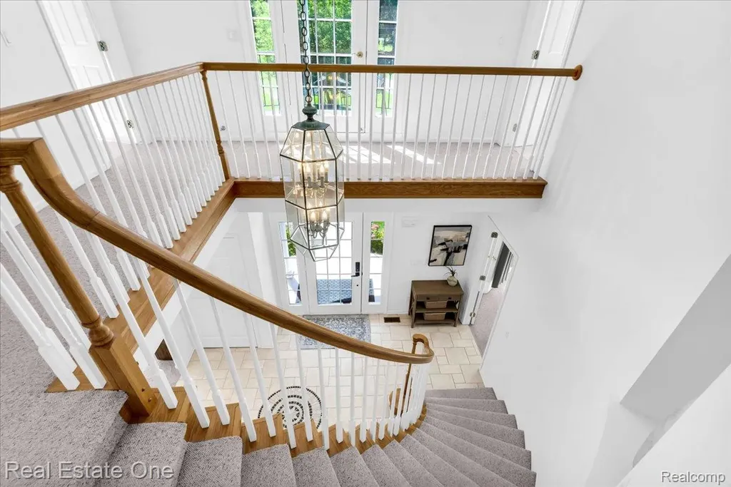 33850 Braebury Ridge Farmington Hills City MI 48331