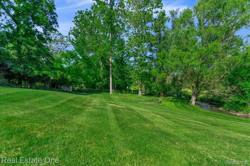 33850 Braebury Ridge Farmington Hills City MI 48331