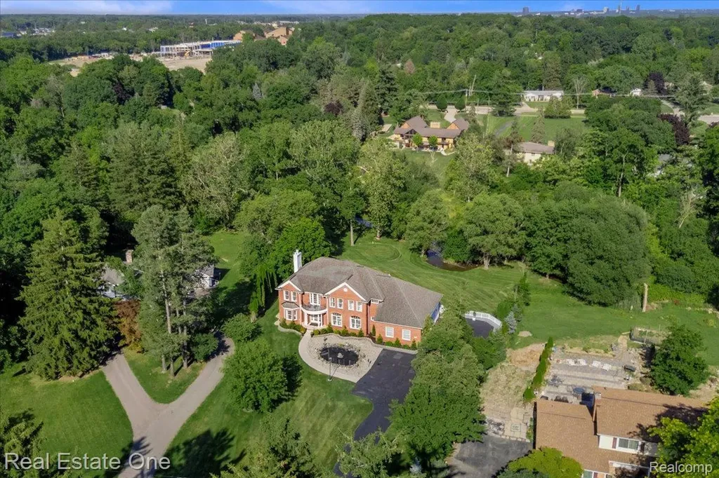 33850 Braebury Ridge Farmington Hills City MI 48331
