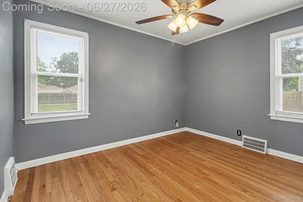 7785 Huron Street Taylor City MI 48180