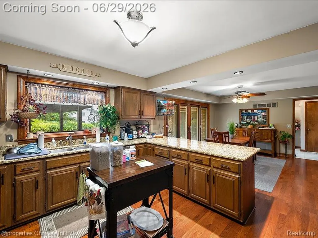 38696 Wakefield Court Northville City MI 48167