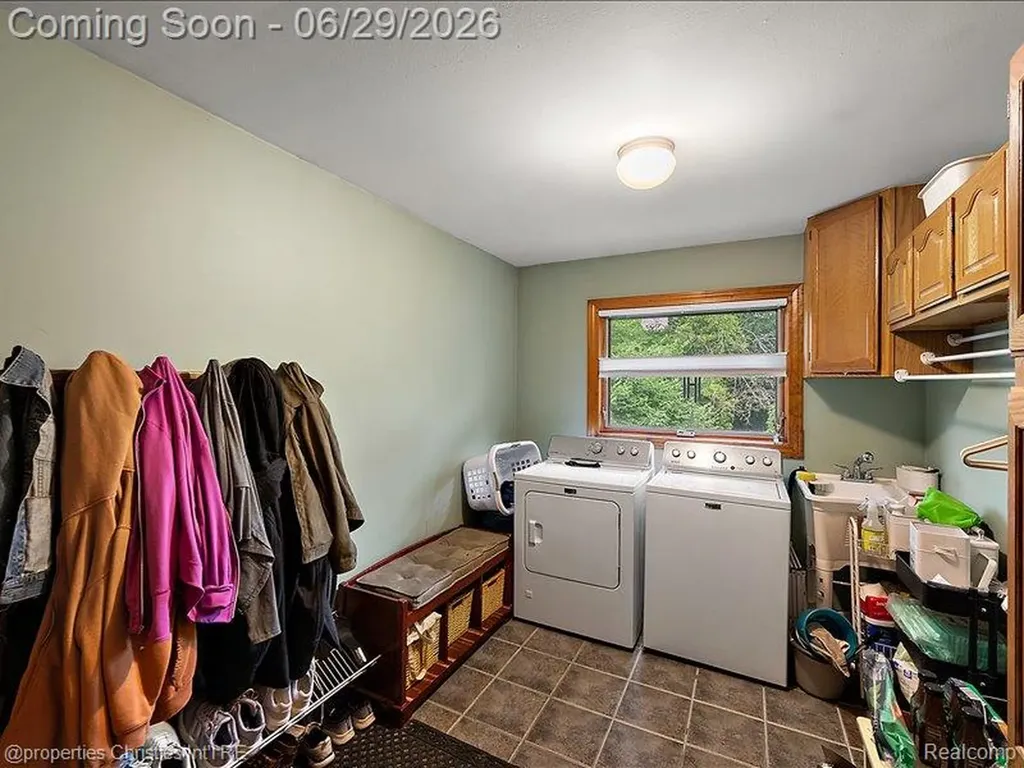38696 Wakefield Court Northville City MI 48167