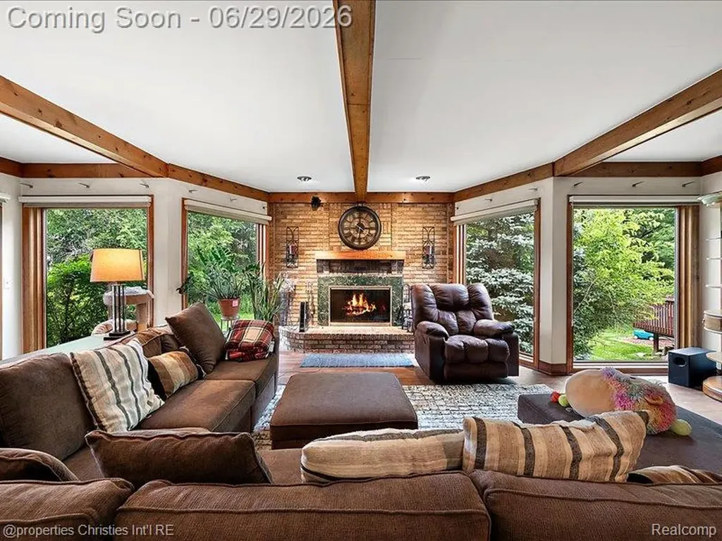 38696 Wakefield Court Northville City MI 48167