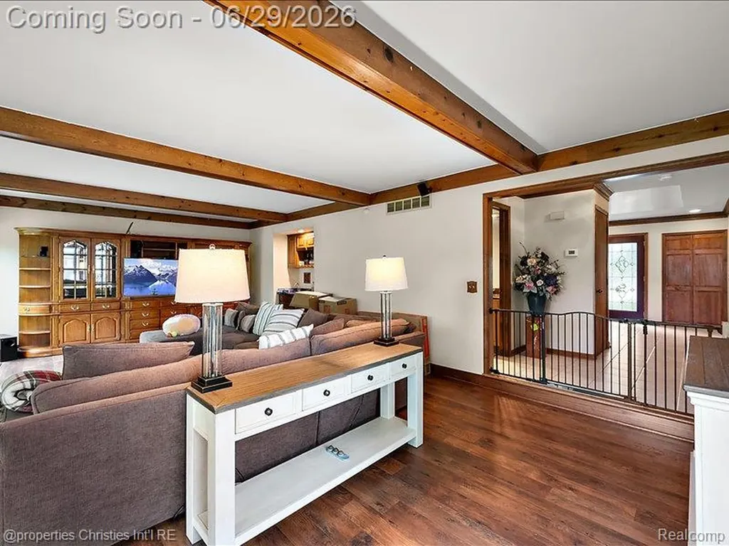 38696 Wakefield Court Northville City MI 48167