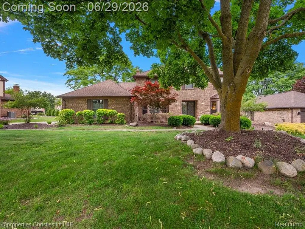 38696 Wakefield Court Northville City MI 48167
