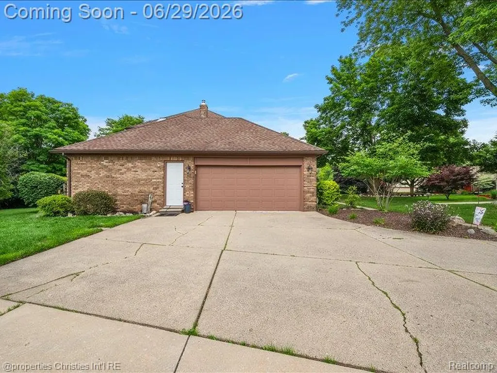 38696 Wakefield Court Northville City MI 48167