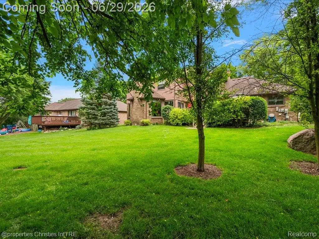38696 Wakefield Court Northville City MI 48167