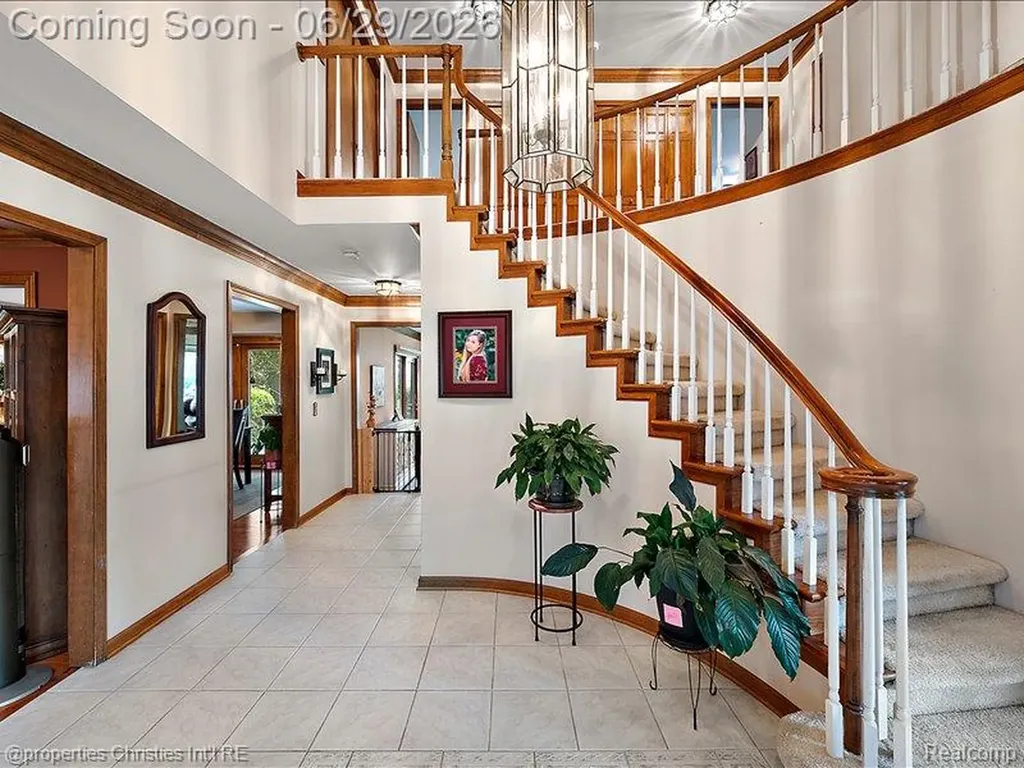 38696 Wakefield Court Northville City MI 48167