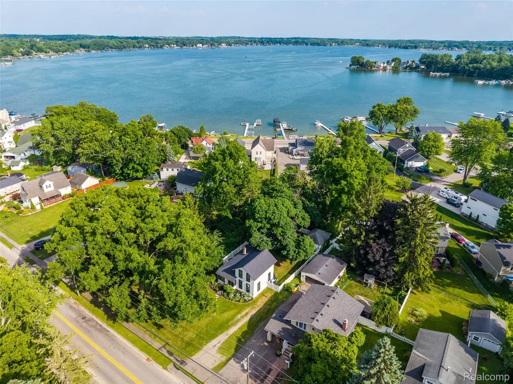 273 W Walled Lake Drive Walled Lake City MI 48390