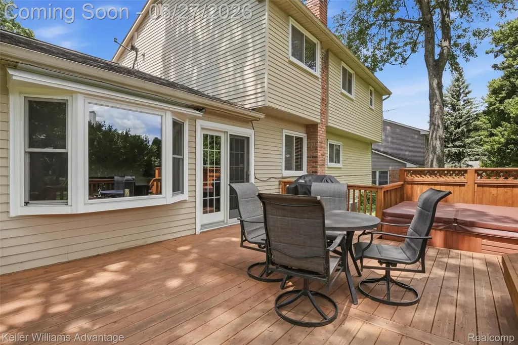 1479 Chanticlair Circle Wixom City MI 48393