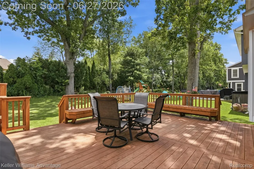 1479 Chanticlair Circle Wixom City MI 48393