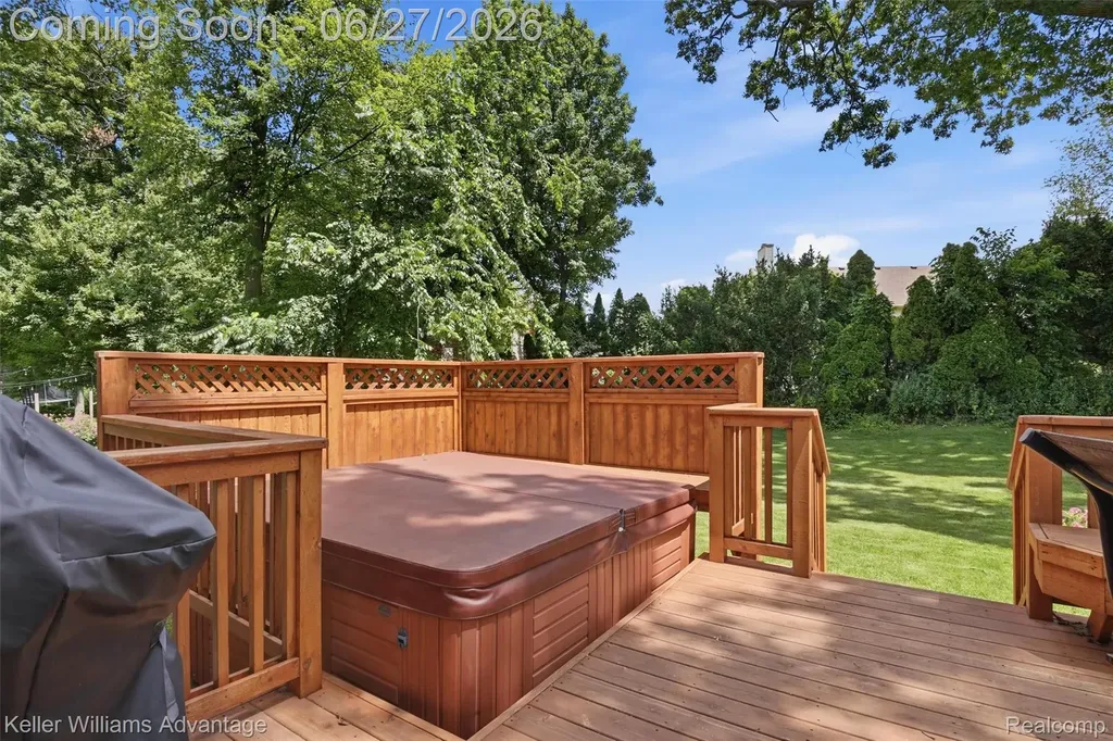 1479 Chanticlair Circle Wixom City MI 48393