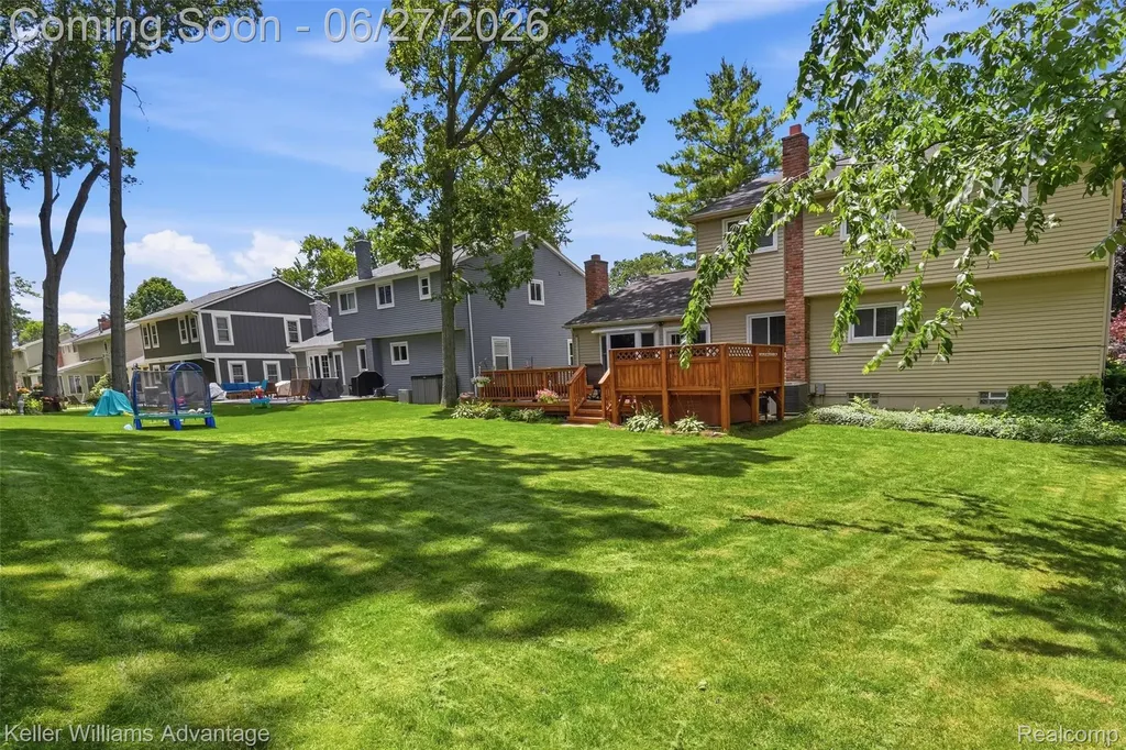 1479 Chanticlair Circle Wixom City MI 48393