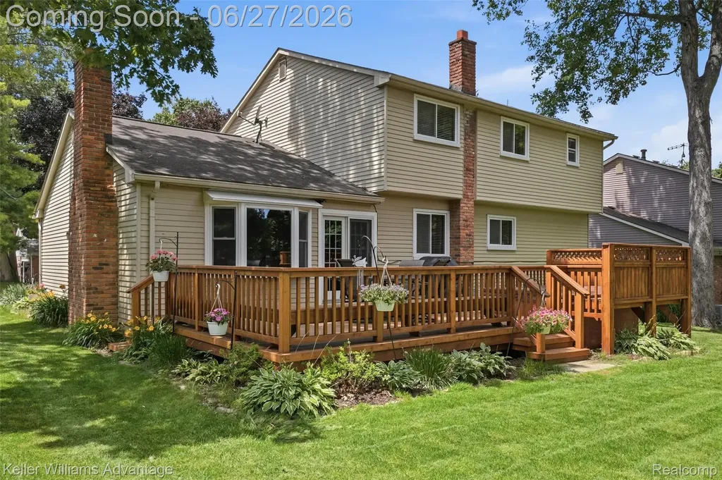 1479 Chanticlair Circle Wixom City MI 48393