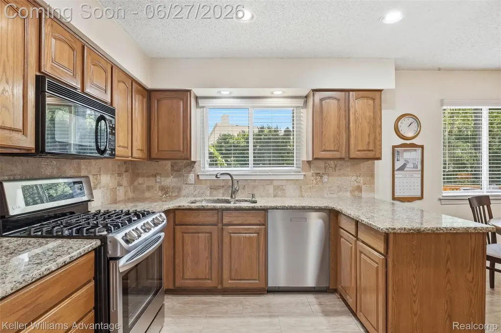 1479 Chanticlair Circle Wixom City MI 48393