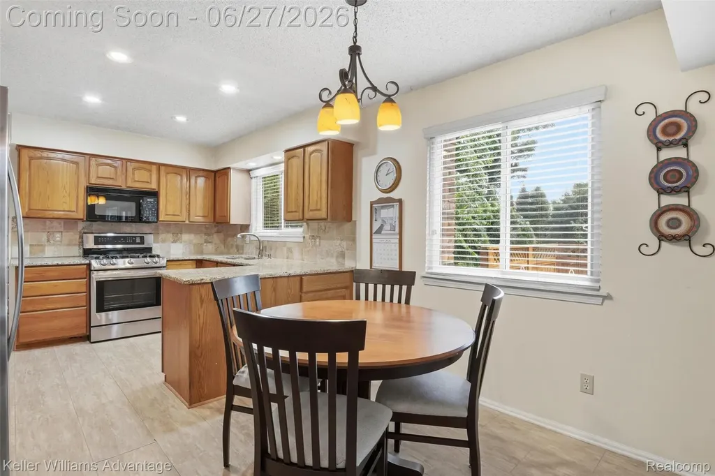 1479 Chanticlair Circle Wixom City MI 48393