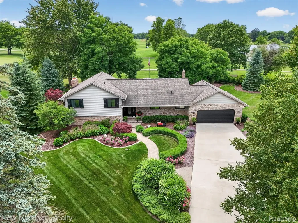 1325 Birdie Court Linden City MI 48451