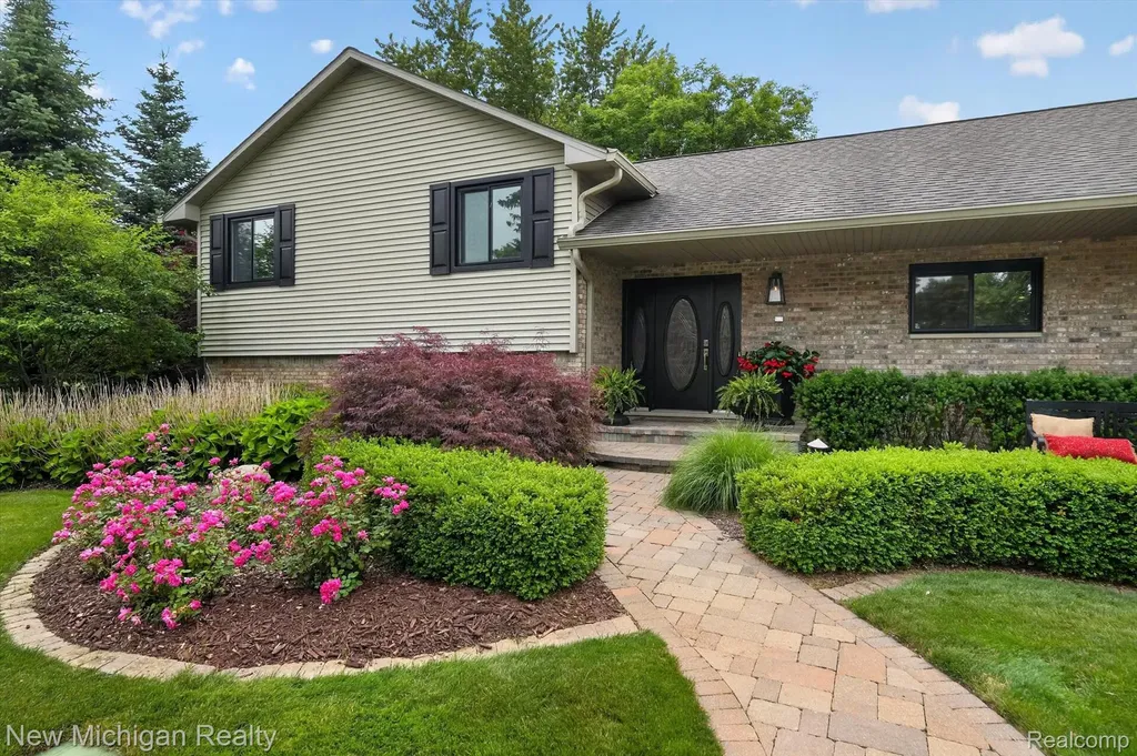 1325 Birdie Court Linden City MI 48451