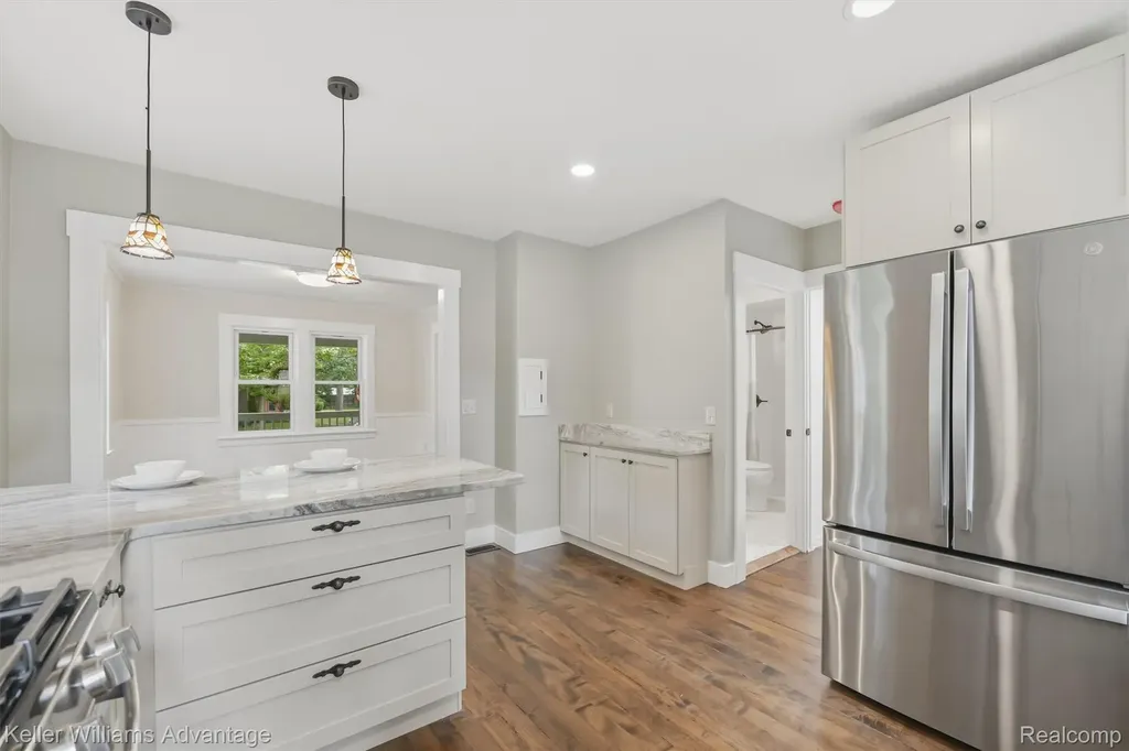 507 North Street Holly Village MI 48442